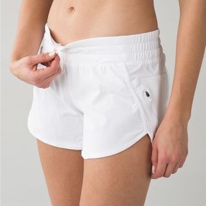 LULULEMON Tracker shorts 3 inch in white.